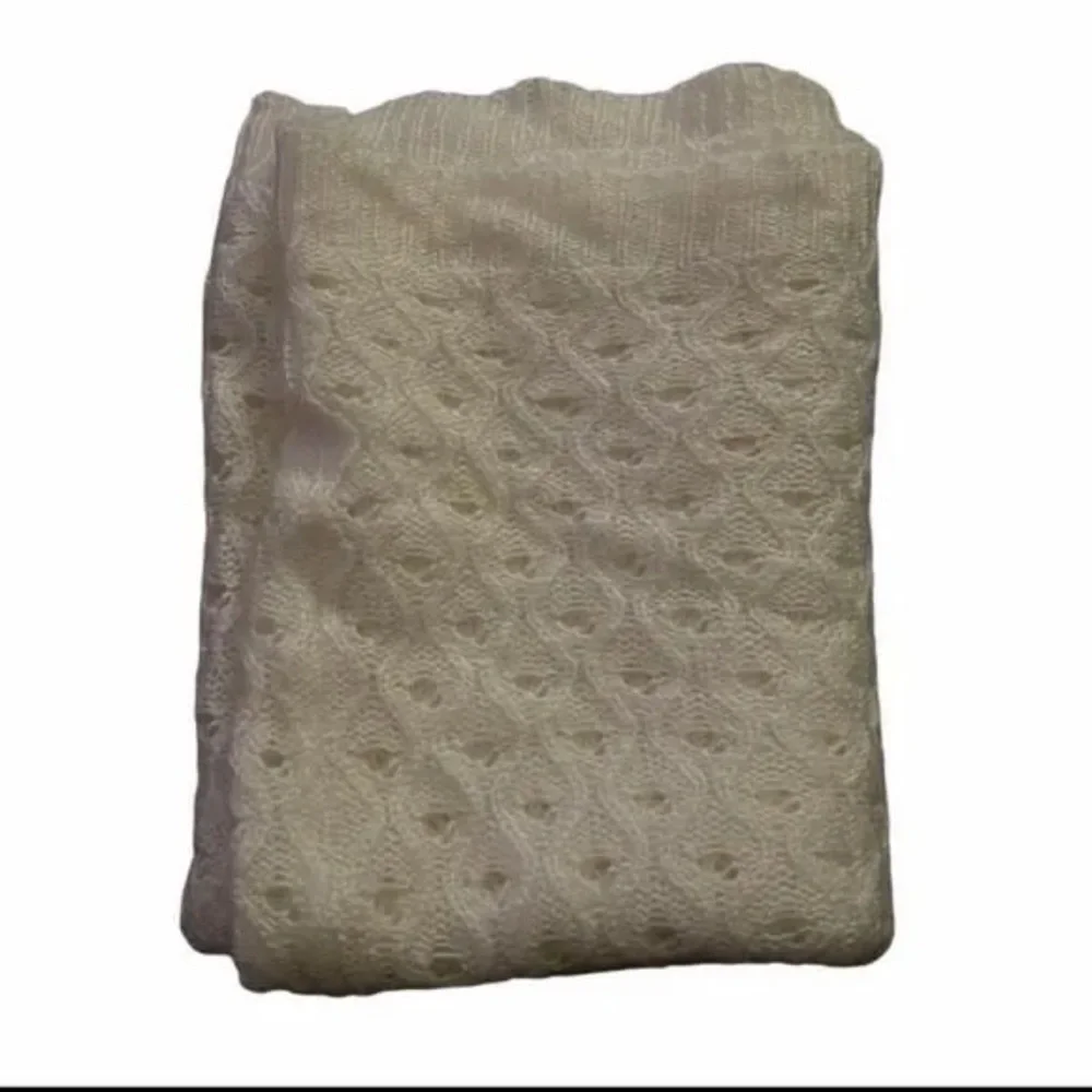 H&M Divided Soft Pointelle Knit White Cream Buttery Soft Infinity Scarf